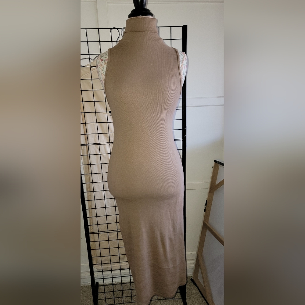 Nwt ZARA Ribbed Tan Dress Size Medium - Picture 2 of 7